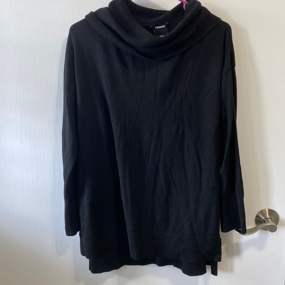 PREMISE Sweater Turtle Neck Black